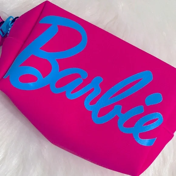 Barbie x Typo Barbie Cosmetic Bag NWT Excellent Condition - Picture 3 of 10